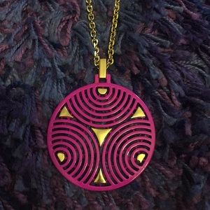 Trina Turk Fuchsia and Gold Circular Geometric Pendant Necklace